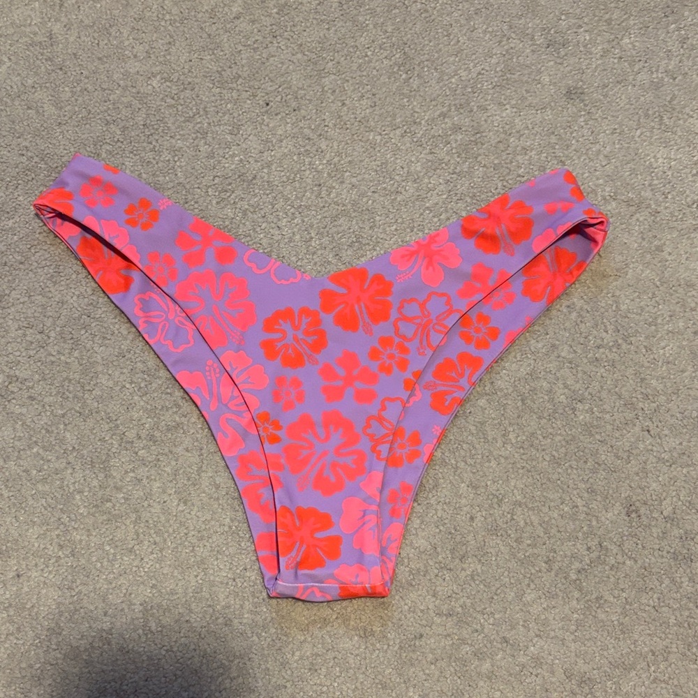 Kulani Kini Bottom